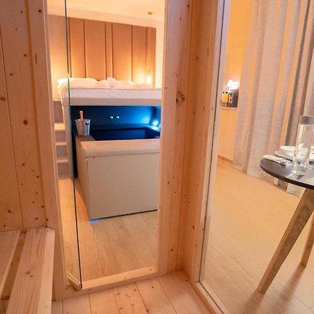 Alma Suites - Il Nido D'Amore Livorno Kültér fotó