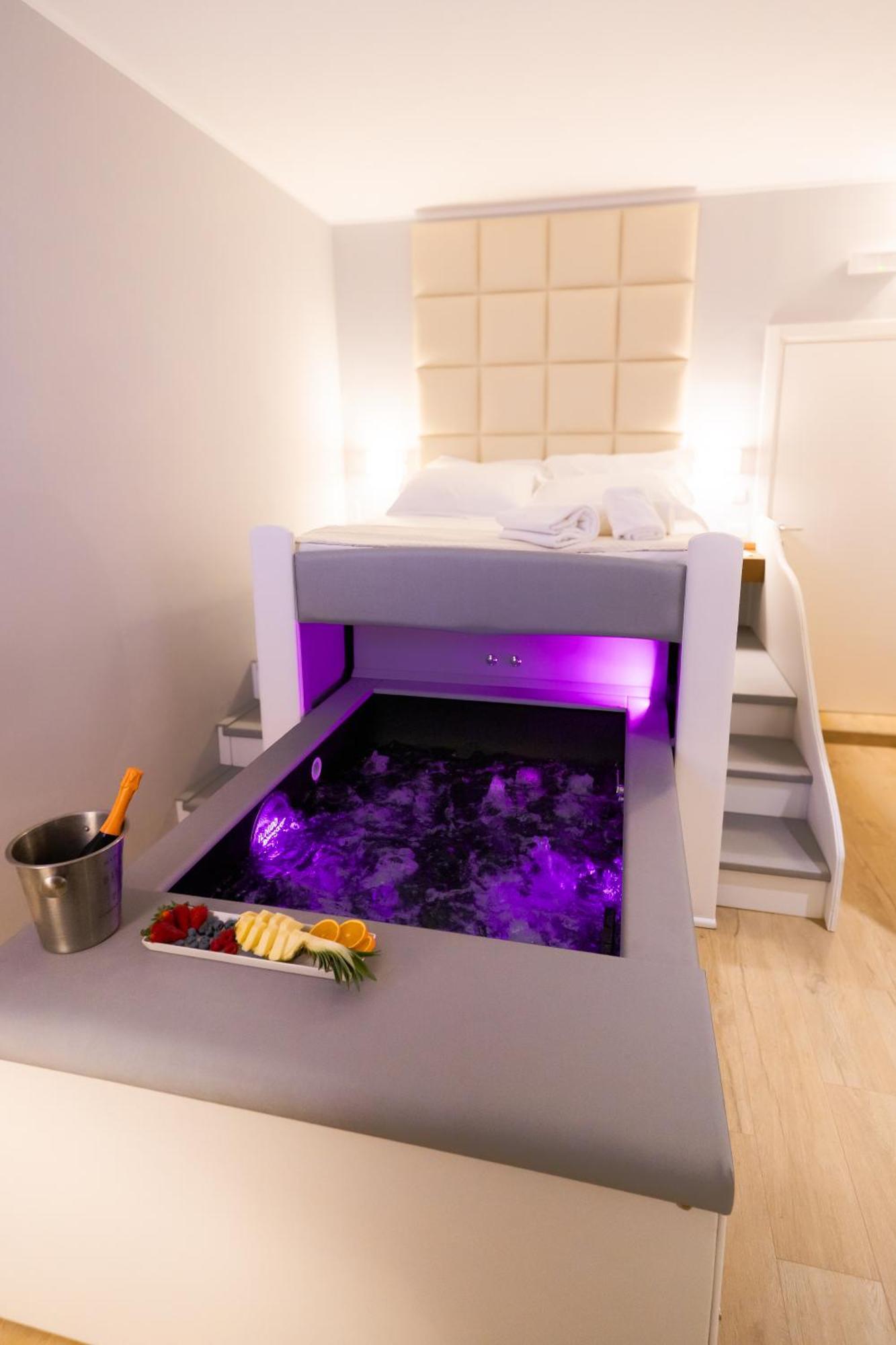 Alma Suites - Il Nido D'Amore Livorno Kültér fotó
